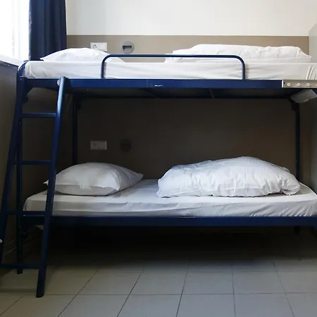 Shelter Jordan Christian *