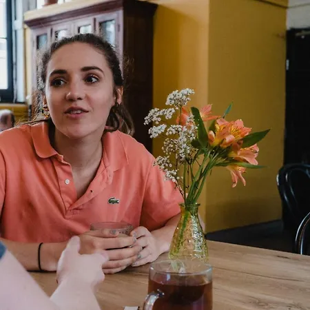 Shelter Jordan Christian * Amsterdam