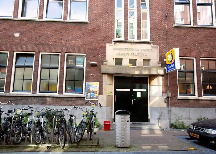 Shelter Jordan Christian * Amsterdam