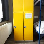 Shelter Jordan Christian * Άμστερνταμ